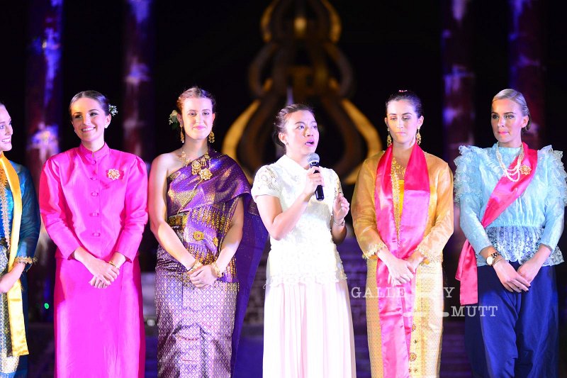 20151125-Loy Kratong_36.JPG